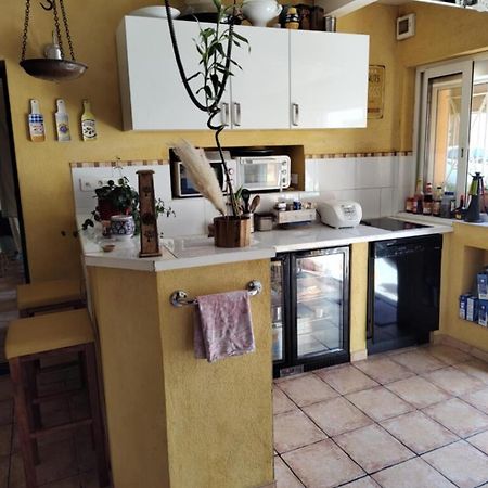 Dorm Hostel Camp Backpackers 马赛 外观 照片