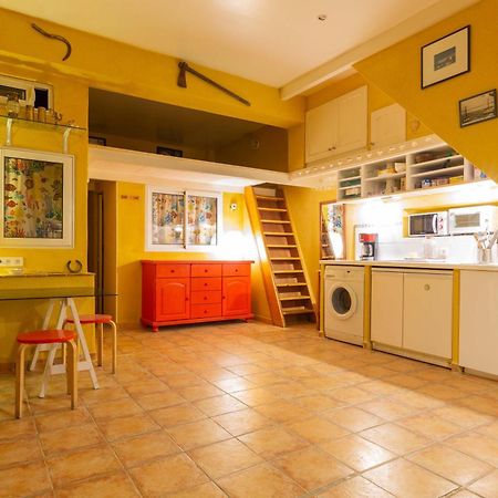 Dorm Hostel Camp Backpackers 马赛 外观 照片